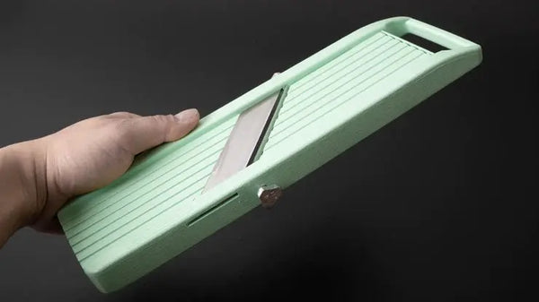 Benriner Mandolin Slicer (Green) - Tetogi