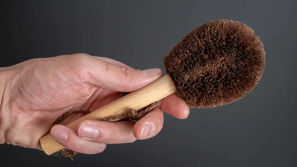 Kanaya Tawashi Brush with Handle (Palm) - Tetogi