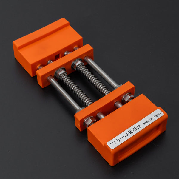 3giken Mary Stone Holder (Orange) - Tetogi