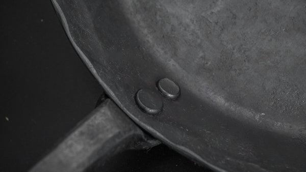 Kanatoko Hand Forged Iron Frying Pan (Medium) Product vendor