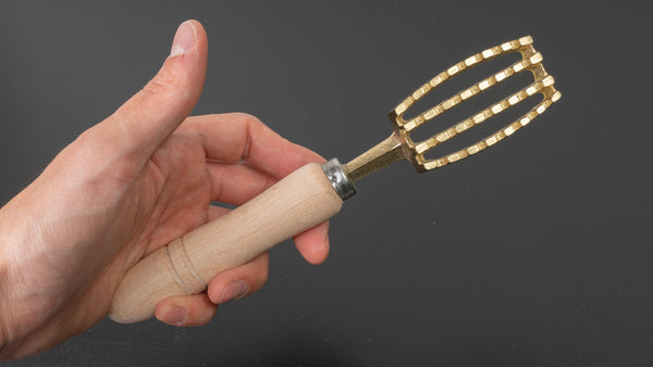 Hitohira Brass Fish Scaler Large