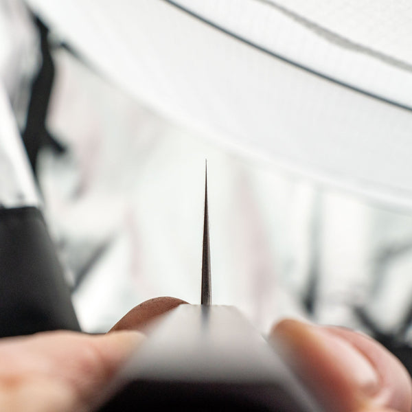 Hitohira Futana White 2 Migaki Tsuchime Kiritsuke Gyuto 210mm Oak Handle (Purple) - Tetogi