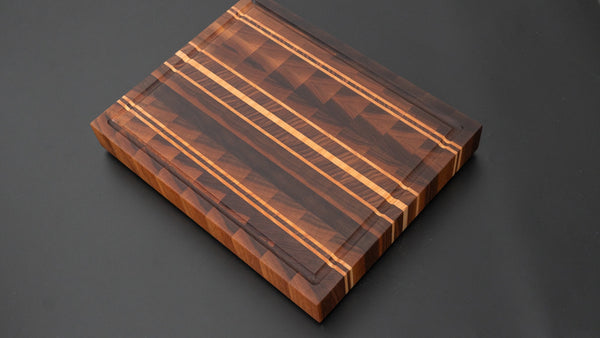 Hitohira Walnut Endgrain Cutting Board 08 - Tetogi