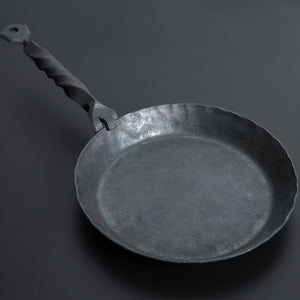 Kanatoko Hand Forged Iron Frying Pan (Removable Handle/ Nejiri) - Tetogi