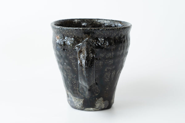 Komon Okuda Kuro Haiyu Tall Mug (black ash glaze) - Tetogi