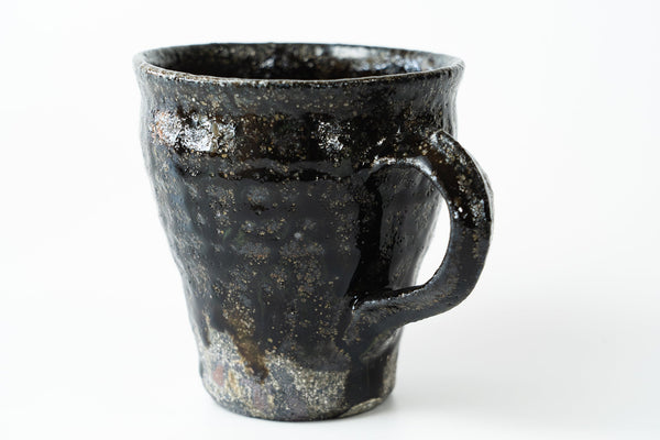 Komon Okuda Kuro Haiyu Tall Mug (black ash glaze) - Tetogi